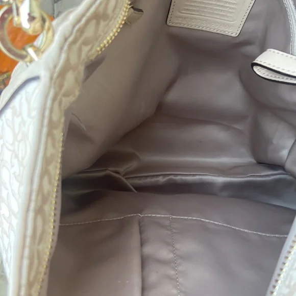 COACH MADISON OPT ART Signature 27906 2way hand or shoulder bag - Gently used - Picture 8 of 14